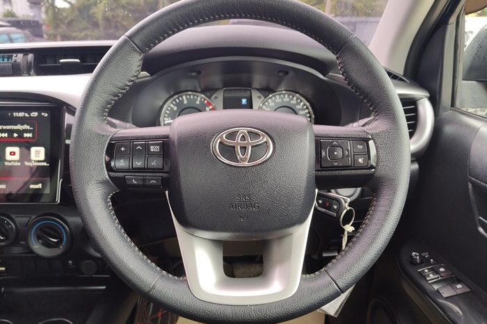REVO PRE 2022 2.4 MID AT SAMRT CAB BLACK  2055 full
