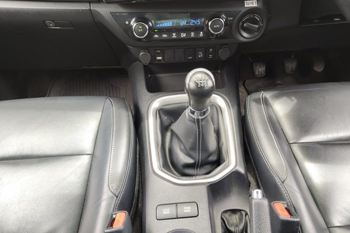 REVO 4WD 2020 2.8 HIGHT AT DOUBLE CAB SILVER  7664 full
