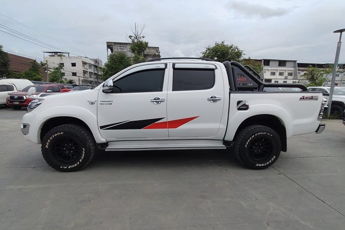 VIGO 4WD 2010 3.0G AT DOUBLE CAB WHITE  1898 full