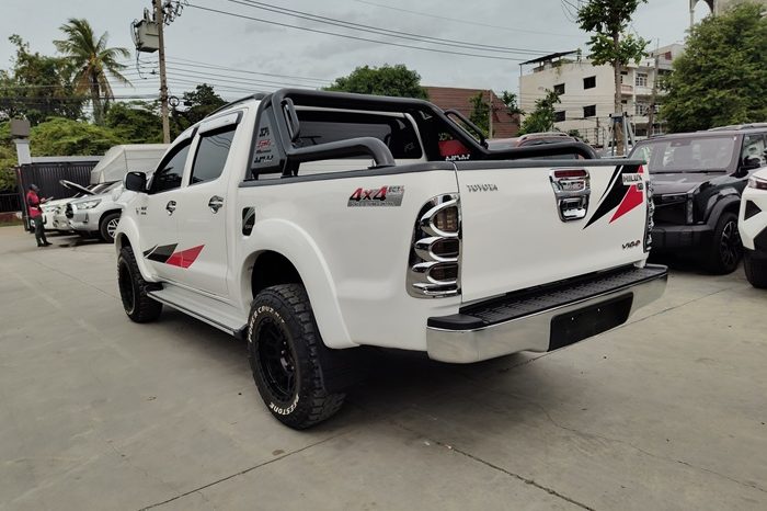 VIGO 4WD 2010 3.0G AT DOUBLE CAB WHITE  1898 full