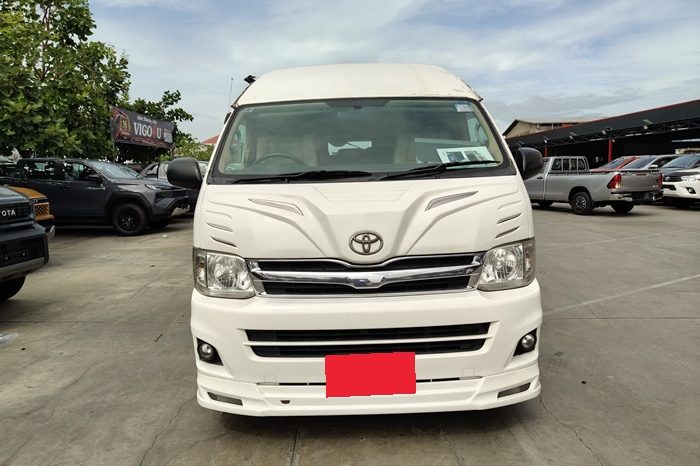 TOYOTA 2WD 2011 2.5 MT COMMUTER WHITE 9901 full