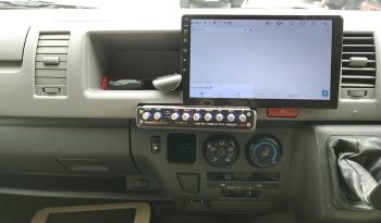 TOYOTA 2WD 2011 2.5 MT COMMUTER WHITE 9901 full
