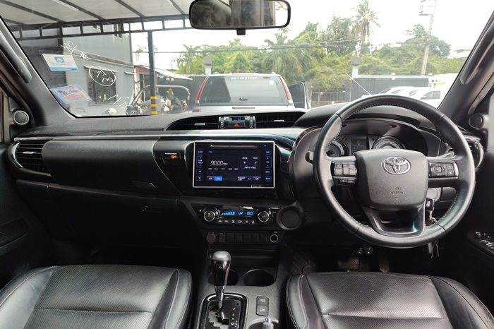 ROCCO PRE 2019 2.4G AT DOUBLE CAB BLACK  6227 full