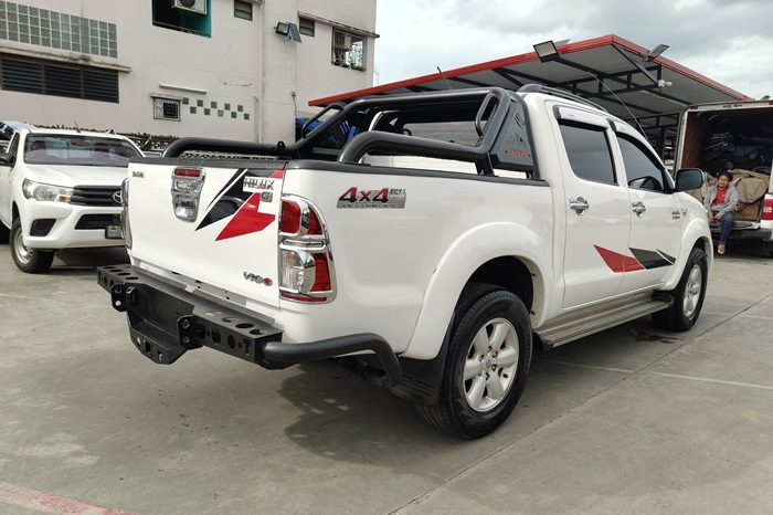 VIGO 4WD 2006 3.0G AT DOUBLE CAB WHITE  4941 full