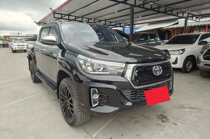 REVO PRE 2019 2.4G AT DOUBLE CAB BLACK  1077 full