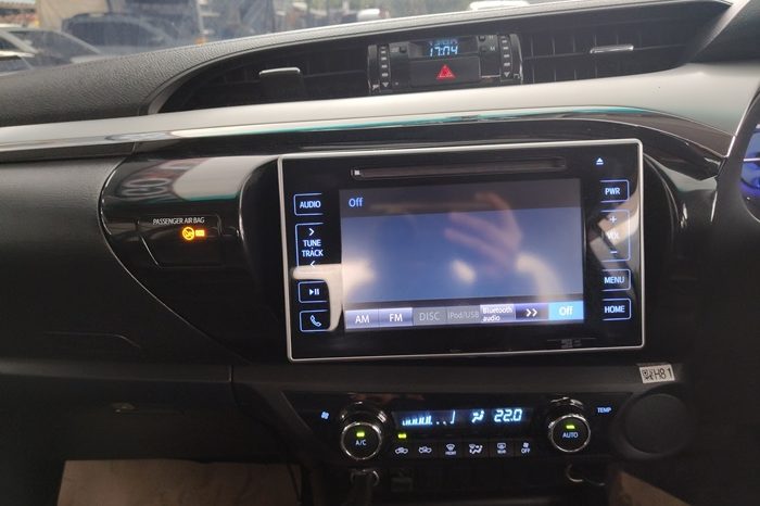 REVO PRE 2019 2.4G AT DOUBLE CAB BLACK  1077 full