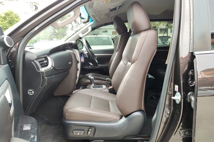 TOYOTA 4WD 2019 2.4V AT FORTUNER BROWN  6204 full