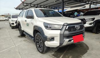 ROCCO 4WD 2022 2.8 HIGHT AT SMART CAB WHITE  9470 full