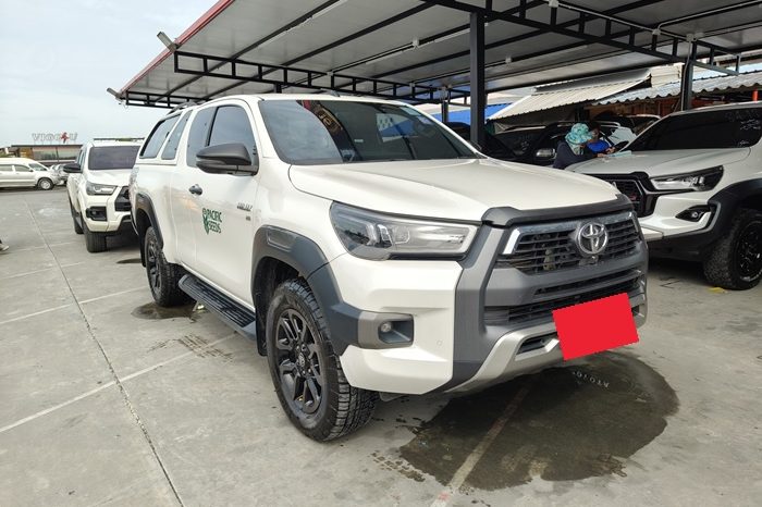 ROCCO 4WD 2022 2.8 HIGHT AT SMART CAB WHITE  9470 full