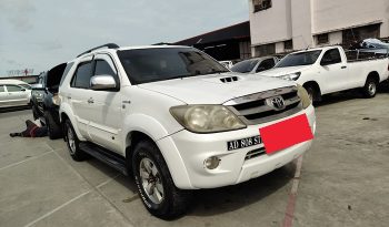 TOYOTA 4WD 2005 3.0V AT FORTUNER WHITE  808 full