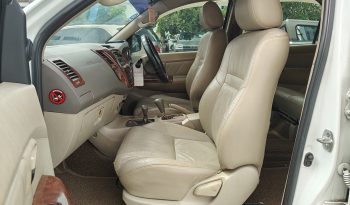 TOYOTA 4WD 2005 3.0V AT FORTUNER WHITE  808 full