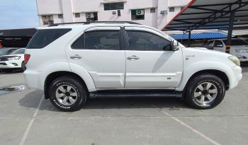 TOYOTA 4WD 2005 3.0V AT FORTUNER WHITE  808 full