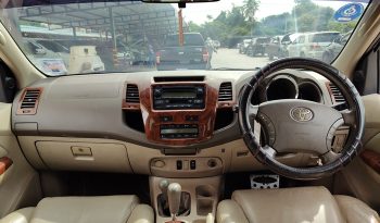 TOYOTA 4WD 2005 3.0V AT FORTUNER WHITE  808 full