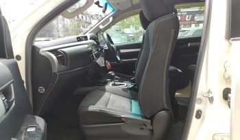 REVO PRE 2019 2.4E AT DOUBLE CAB WHITE  3999 full