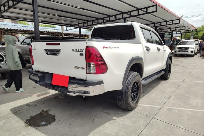 REVO PRE 2019 2.4E AT DOUBLE CAB WHITE  3999 full