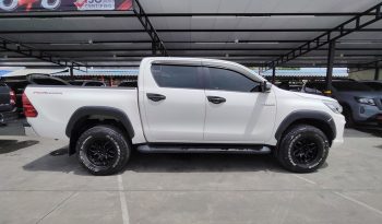 REVO PRE 2019 2.4E AT DOUBLE CAB WHITE  3999 full