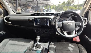 REVO PRE 2019 2.4E AT DOUBLE CAB WHITE  3999 full