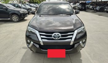 TOYOTA 4WD 2015 2.8V AT FORTUNER BLACK  7598 full