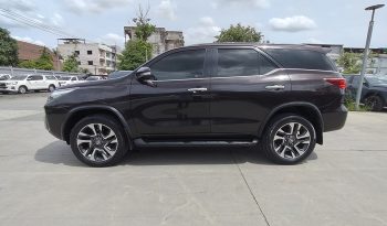 TOYOTA 4WD 2015 2.8V AT FORTUNER BLACK  7598 full