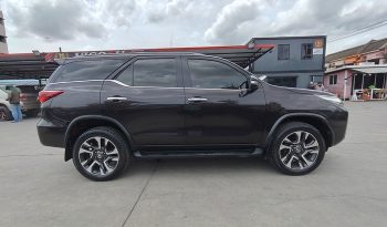 TOYOTA 4WD 2015 2.8V AT FORTUNER BLACK  7598 full