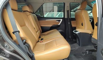 TOYOTA 4WD 2015 2.8V AT FORTUNER BLACK  7598 full