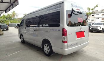 TOYOTA 2WD 2017 3.0 MT COMMUTER SILVER 2138 full