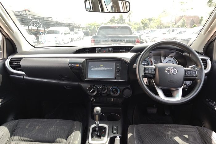REVO PRE 2021 2.4 ENTRY AT SMART CAB WHITE  6237 full