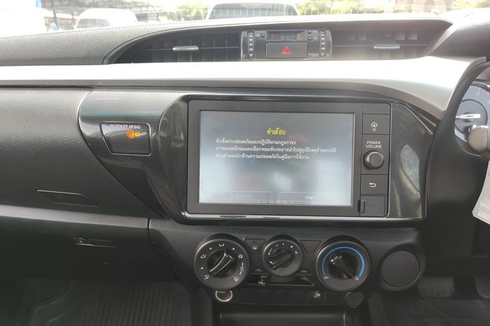 REVO PRE 2021 2.4 ENTRY AT SMART CAB WHITE  6237 full