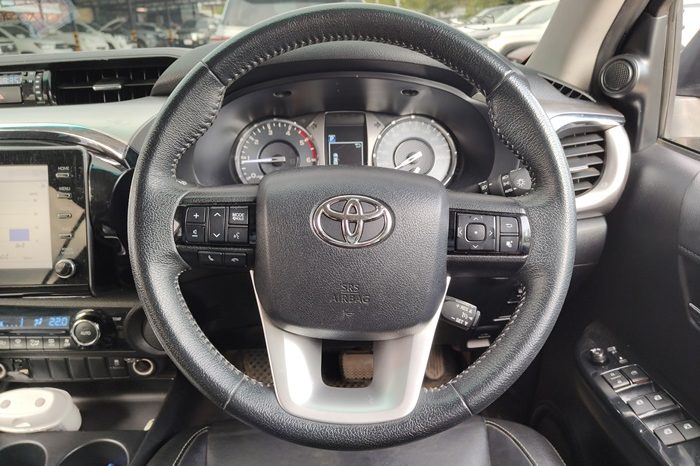 REVO PRE 2021 2.4 HIGHT AT DOUBLE CAB BLACK  5847 full