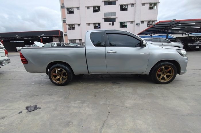 REVO 2WD 2017 2.4J MT SMART CAB SILVER  9179 full