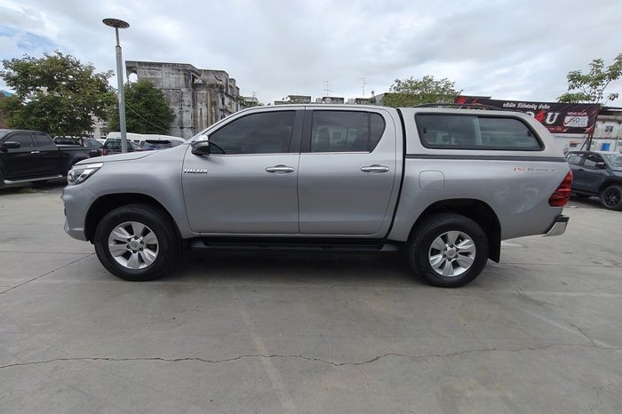 REVO PRE 2018 2.4G AT DOUBLE CAB SILVER  21 full
