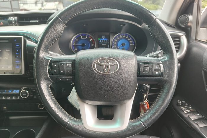 REVO PRE 2018 2.4G AT DOUBLE CAB SILVER  21 full
