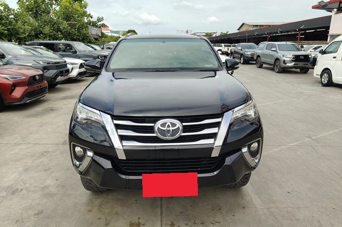 TOYOTA 2WD 2016 2.4V AT FORTUNER BLACK  2270 full