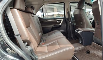TOYOTA 2WD 2016 2.4V AT FORTUNER BLACK  2270 full