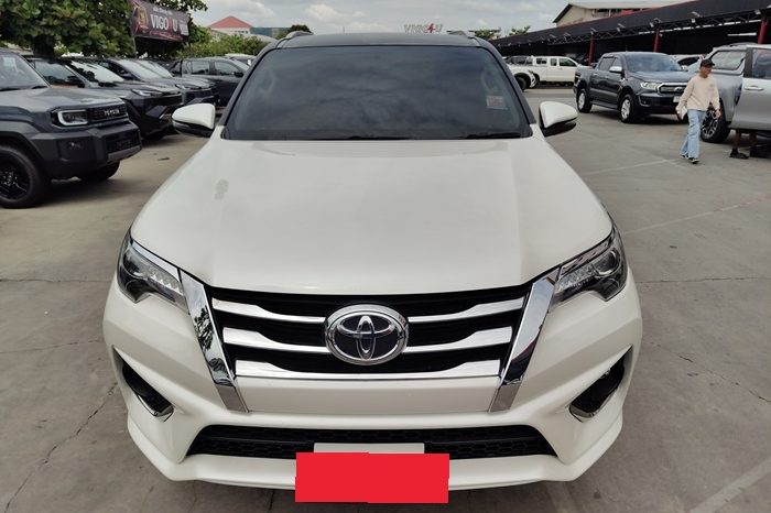 TOYOTA 4WD 2018 2.8V AT FORTUNER WHITE  4772 full