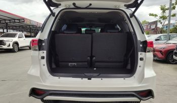 TOYOTA 4WD 2018 2.8V AT FORTUNER WHITE  4772 full