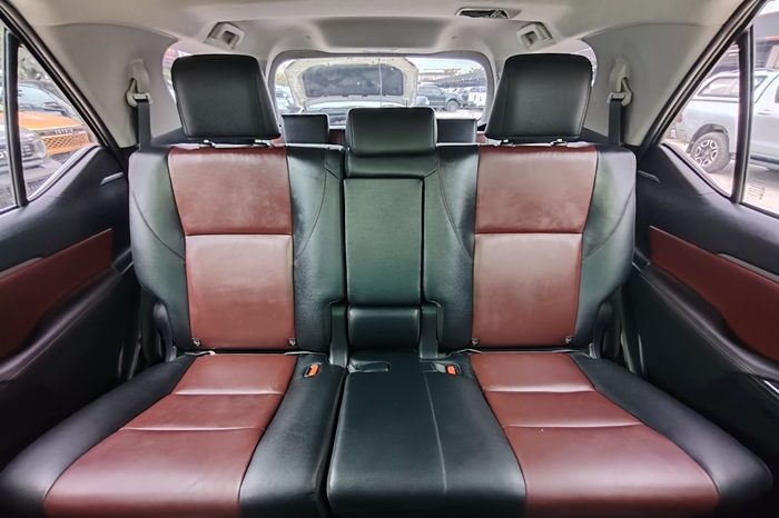 TOYOTA 4WD 2018 2.8V AT FORTUNER WHITE  4772 full