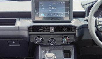 TRAVO SMART PRE 2026 2.8 AT DOUBLE CAB GREY  1692 full