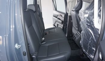 TRAVO E 2026 EV AT DOUBLE CAB GREY  800150 full