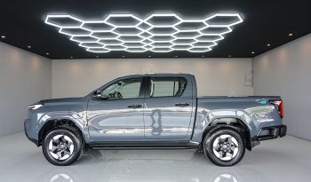 TRAVO E 2026 EV AT DOUBLE CAB GREY  800150 full