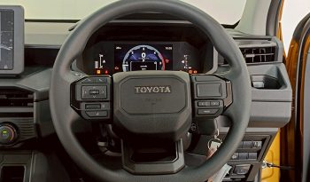 TRAVO SMART PRE 2026 2.8 AT DOUBLE CAB SILVER0  200171 full