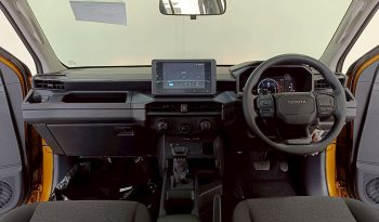 TRAVO SMART PRE 2026 2.8 AT DOUBLE CAB SILVER0  200171 full