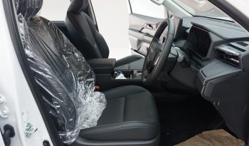 TRAVO E 2026 EV AT DOUBLE CAB WHITE  800195 full