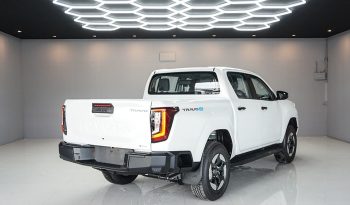 TRAVO E 2026 EV AT DOUBLE CAB WHITE  800195 full