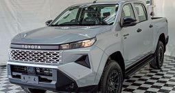 TRAVO SMART PRE 2026 2.8 AT DOUBLE CAB SILVER0  200268