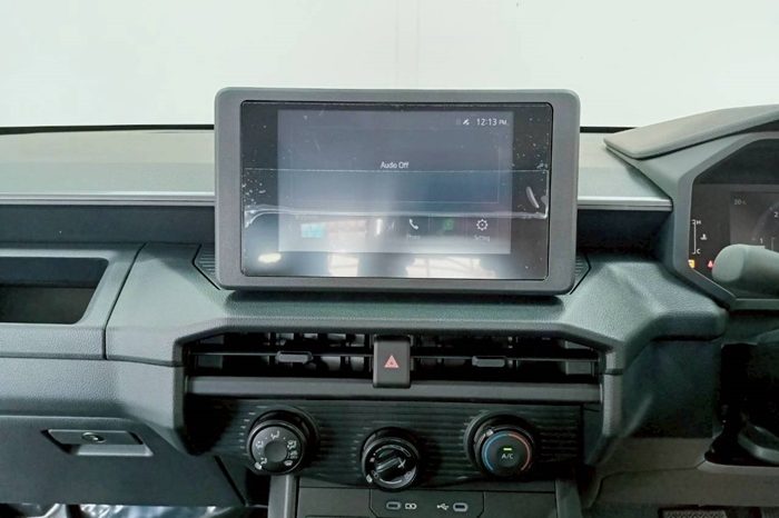 TRAVO SMART PRE 2026 2.8 AT DOUBLE CAB GREY  200550 full