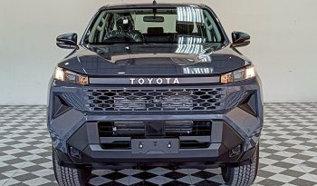 TRAVO SMART PRE 2026 2.8 AT DOUBLE CAB GREY  800627 full