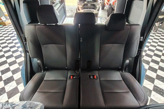 TOYOTA LAND CRUISER FJ 4WD 2026 2.8 AT BLUE 3373 full