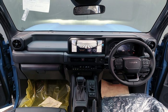 TOYOTA LAND CRUISER FJ 4WD 2026 2.8 AT BLUE 3373 full