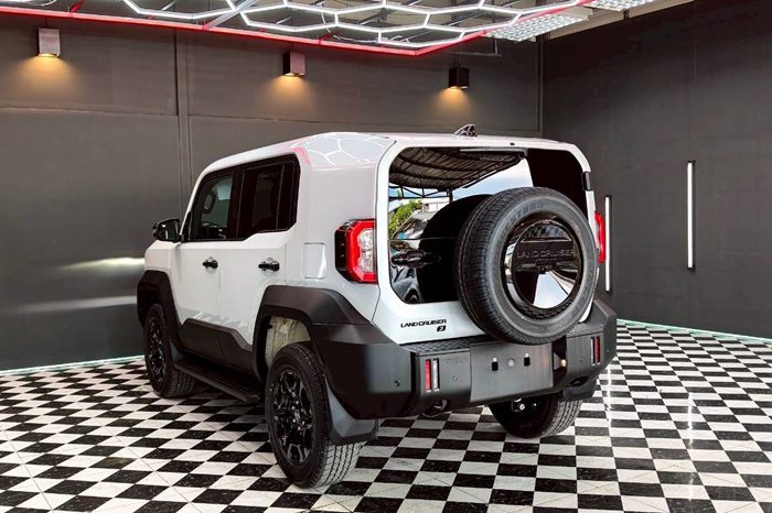 TOYOTA LAND CRUISER FJ 4WD 2026 2.8 AT  WHITE 3393 full
